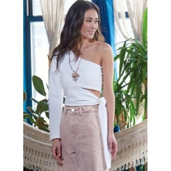 McCall's M8117 Misses XS to M Crossover Tops Uncut Sewing Pattern New - Picture 3 of 9